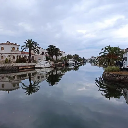 Vistas, Paz Y Armonia. * Empuriabrava