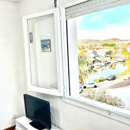 Vistas, Paz Y Armonia. * Empuriabrava