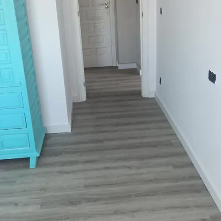 Apartment Modern With Canal Views In - Terrace & Wifi *