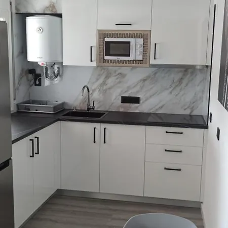 Modern With Canal Views In - Terrace & Wifi *